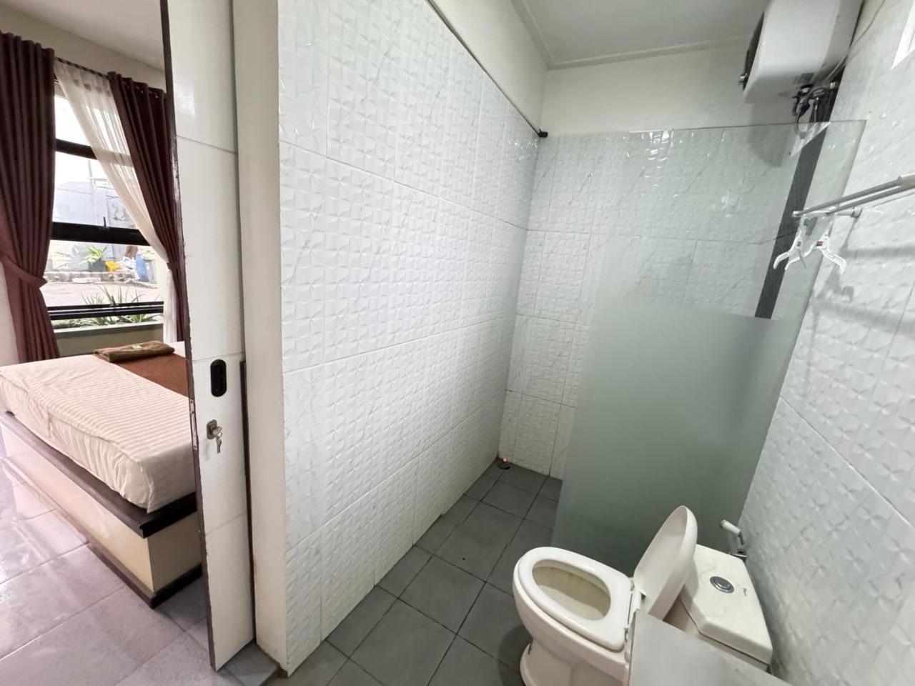 Fakhira Residence Hotel ชิอันจูร์ ภายนอก รูปภาพ