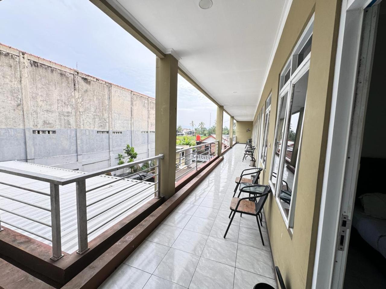 Fakhira Residence Hotel ชิอันจูร์ ภายนอก รูปภาพ