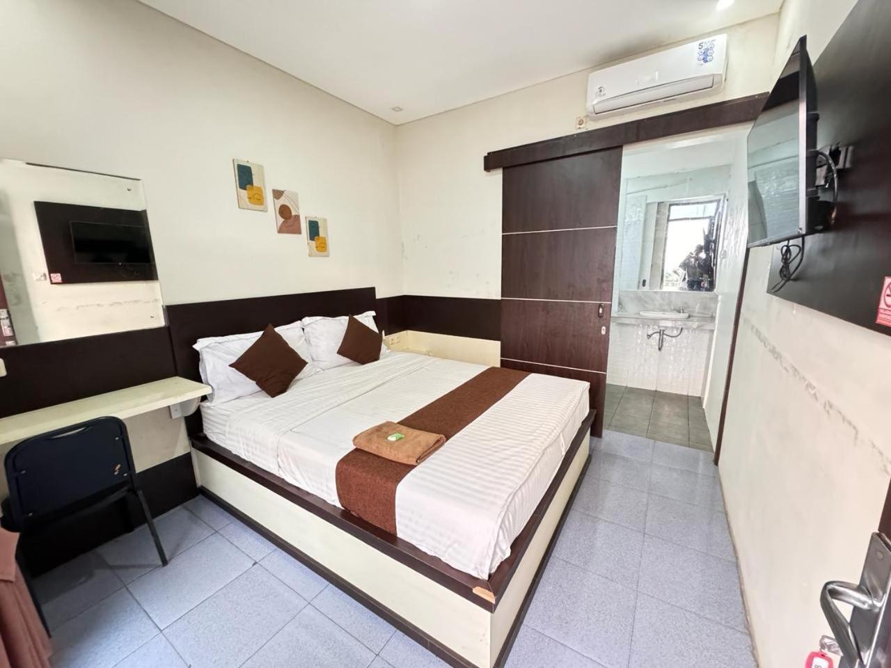 Fakhira Residence Hotel ชิอันจูร์ ภายนอก รูปภาพ