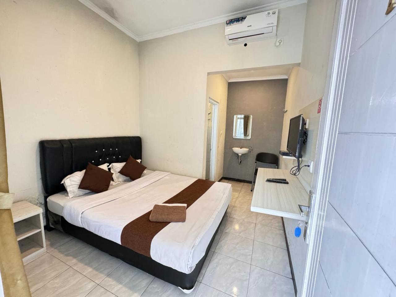 Fakhira Residence Hotel ชิอันจูร์ ภายนอก รูปภาพ